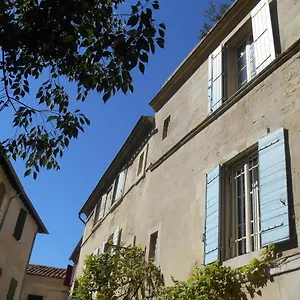 https://arles-bienvenue.fr-provencehotel.com