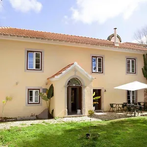 palacio-de-sintra-bed-breakfast.hotels-lisbon-portugal.com/