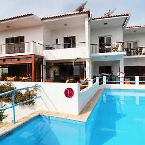 residencial-vila-lusitania.madeira-islandshotels.com/